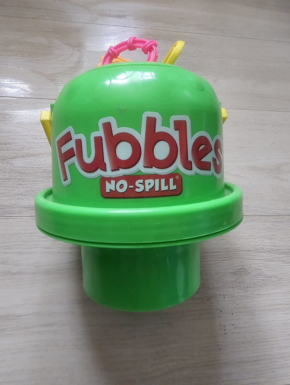 Fubbles No-Spill Bubble Bucket - 20 oz. Green